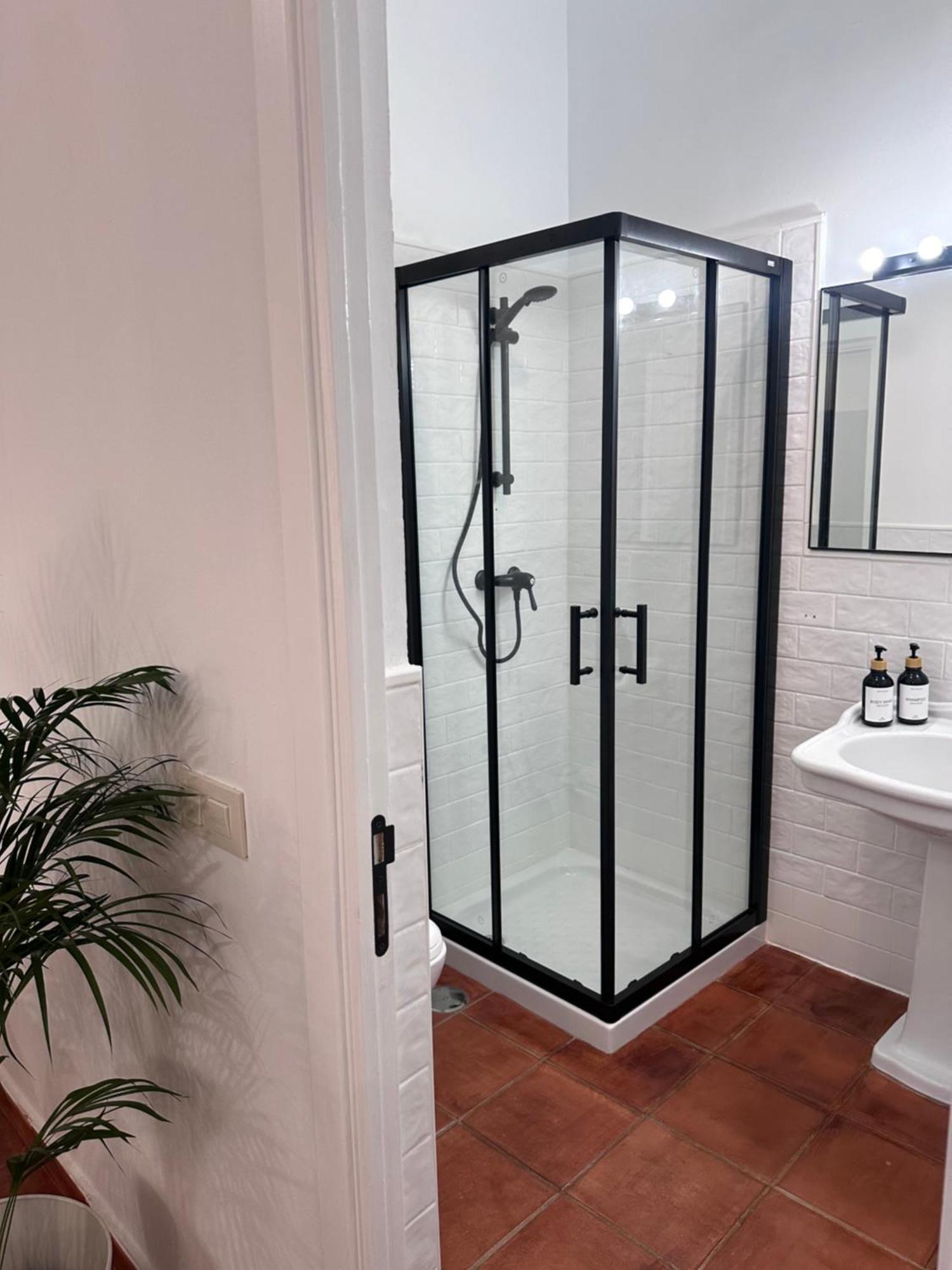 Suite Alameda Seville Exterior photo